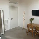 Lodi Modern House 4*