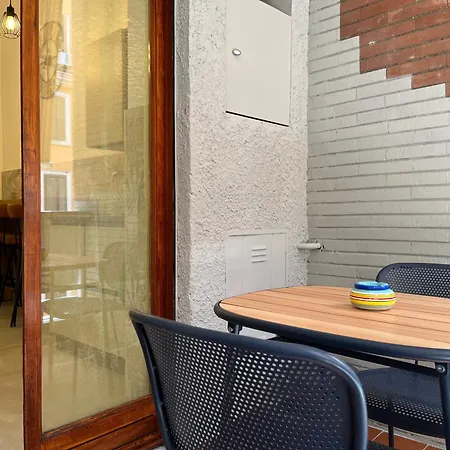 Lodi Modern House ゲストハウス 4*